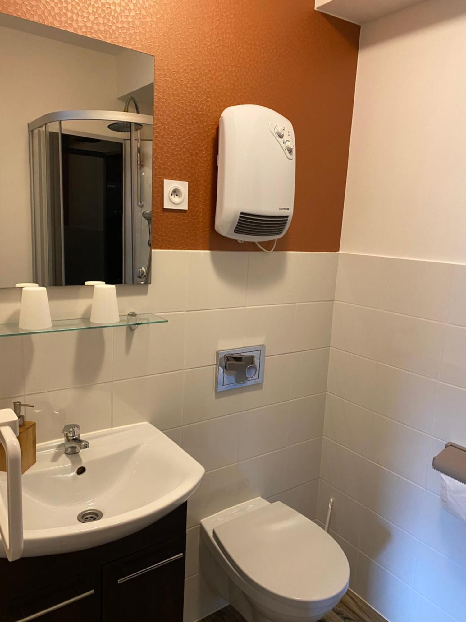 Hotel Le Saint Amand Екстериор снимка